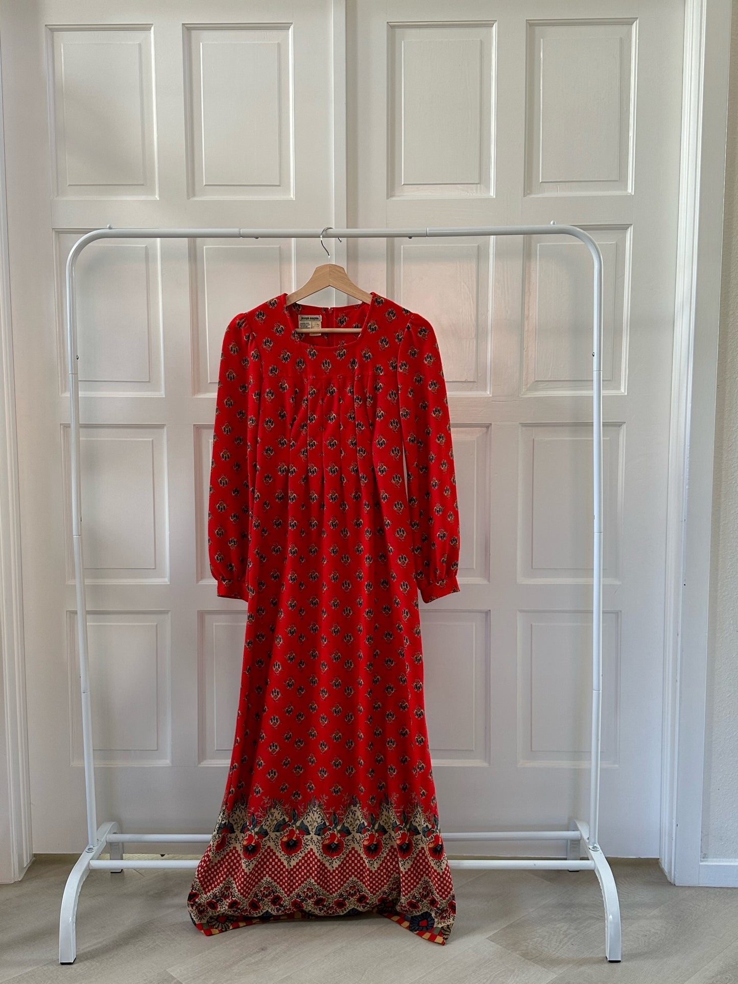 Joseph Magnin Dress