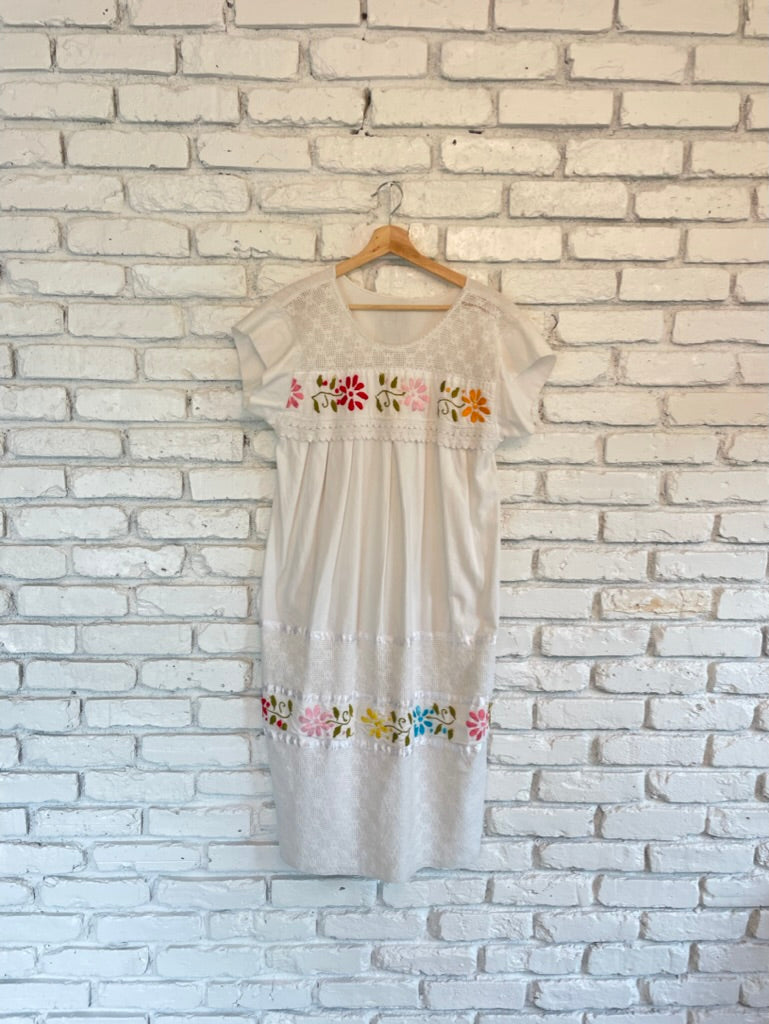 Vintage Mexican Embroidered Dress